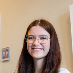 Lina Bürmann, Jahrespraktikantin