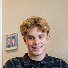 Luca Penner, Jahrespraktikant